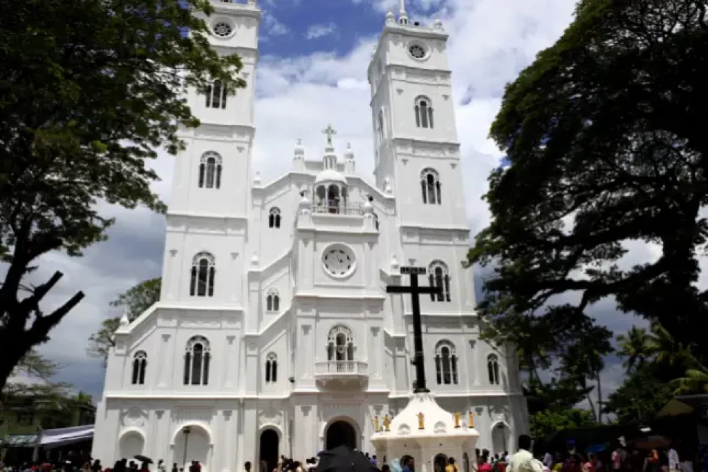 Vallarpadam Basilica (Vallarpadathamma)