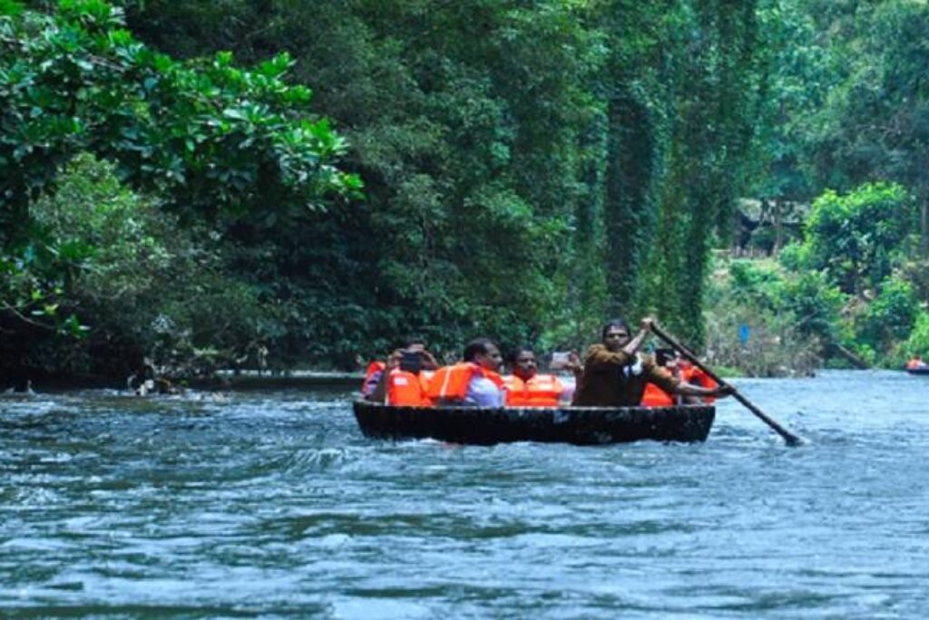 Bowl Boat Riding/Coracle Rafting