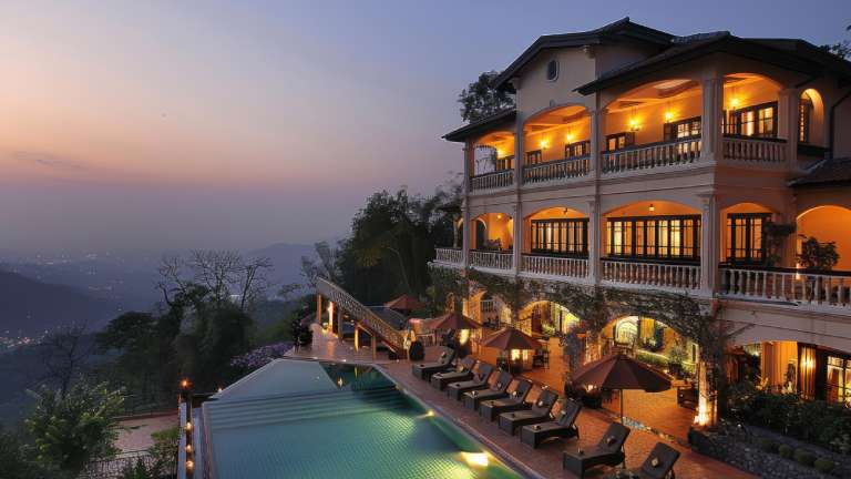 “5 Luxury Resorts in India That Offer the Ultimate Staycation Experience”