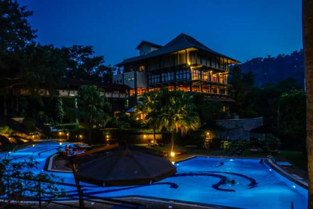 Top Resorts in Kerala for a Pampered Vacation