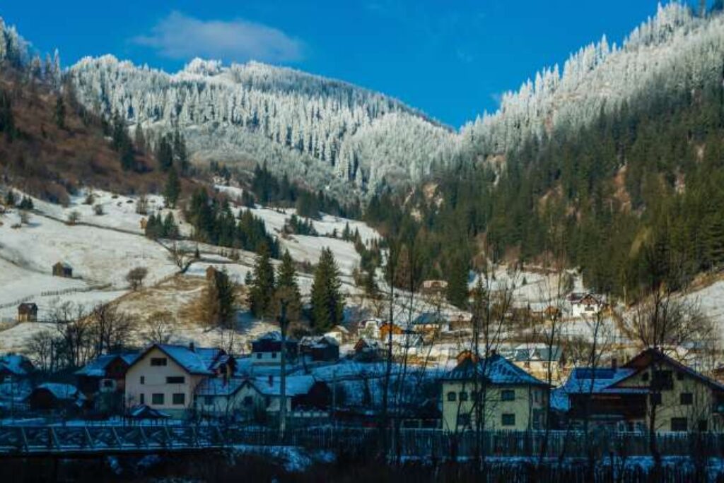 10 Offbeat Villages in Himachal Pradesh for Peaceful Getaways